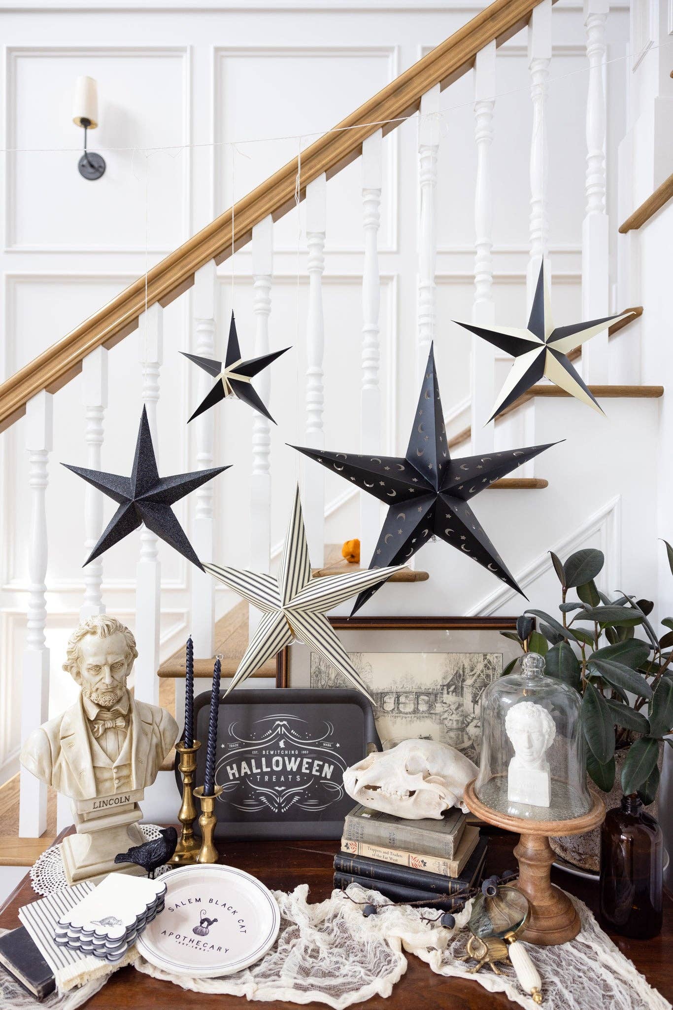 Apothecary Black Party Napkins