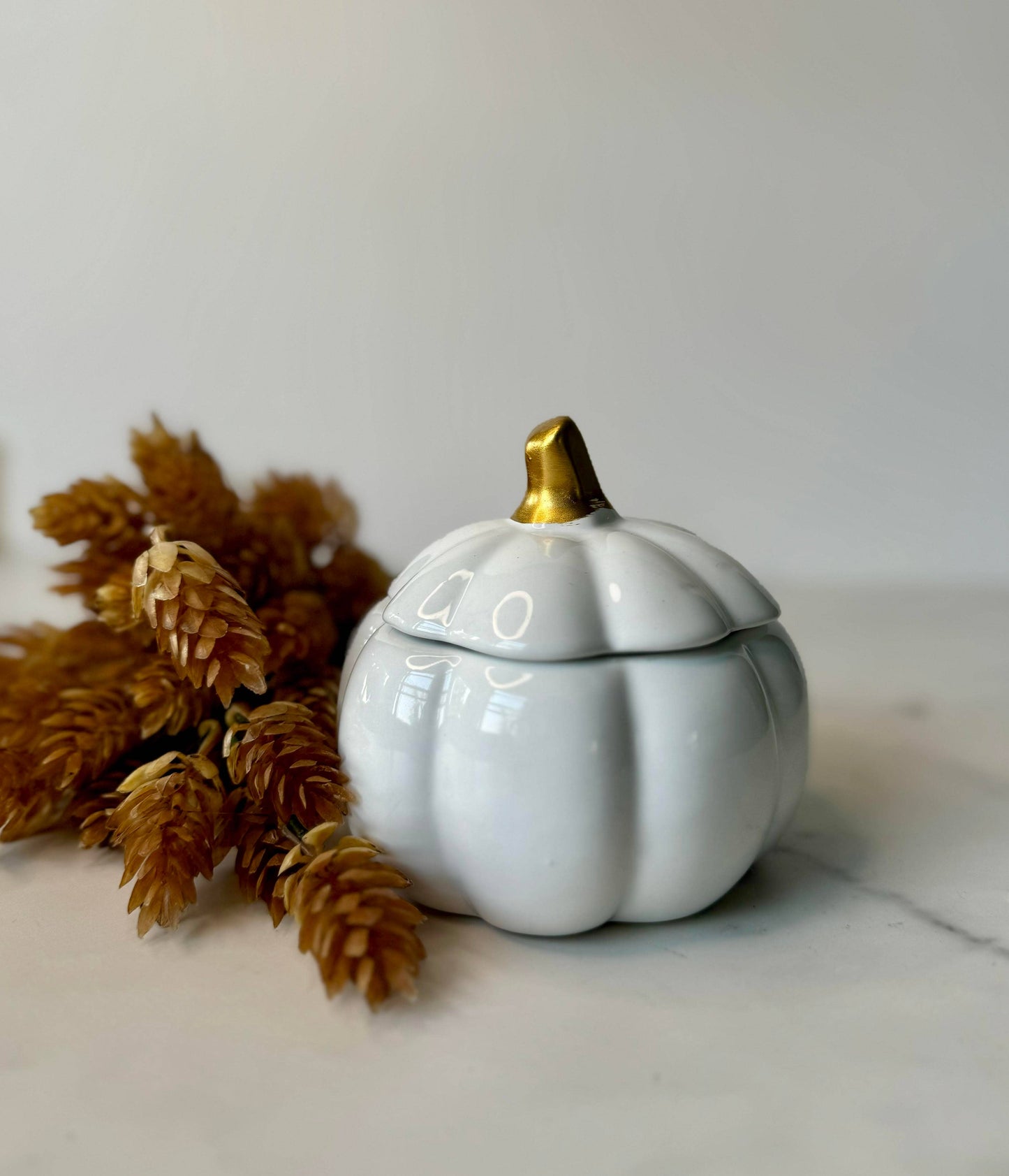 White Pumpkin Candle With Lid
