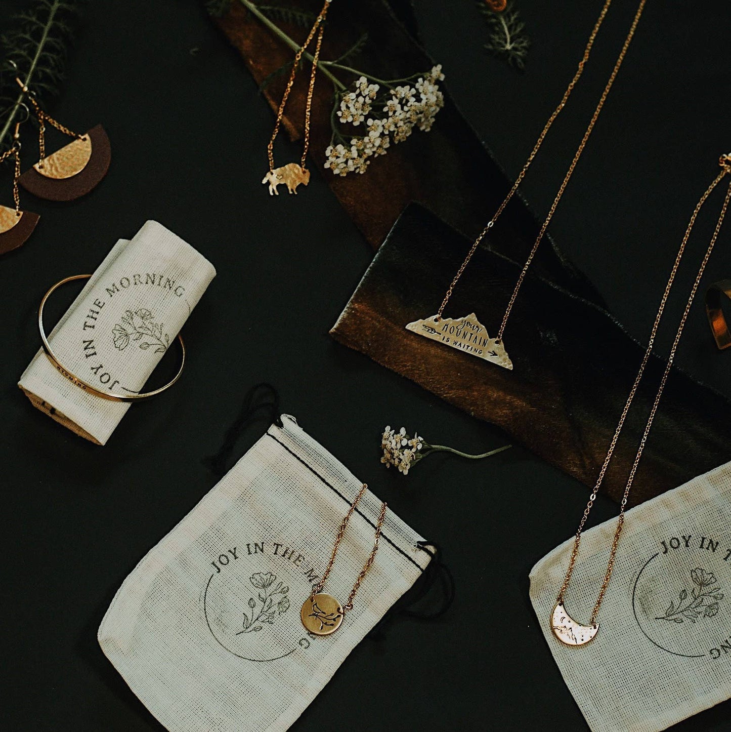 Wyoming Bar Necklace