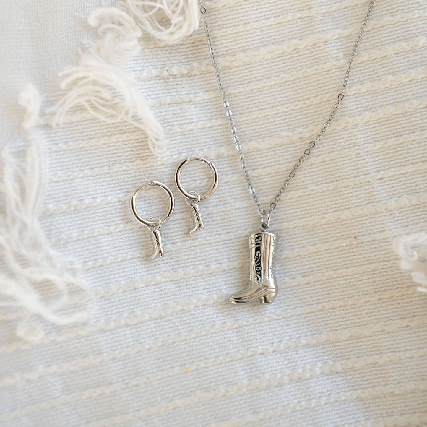 Dolly Boot Hoops