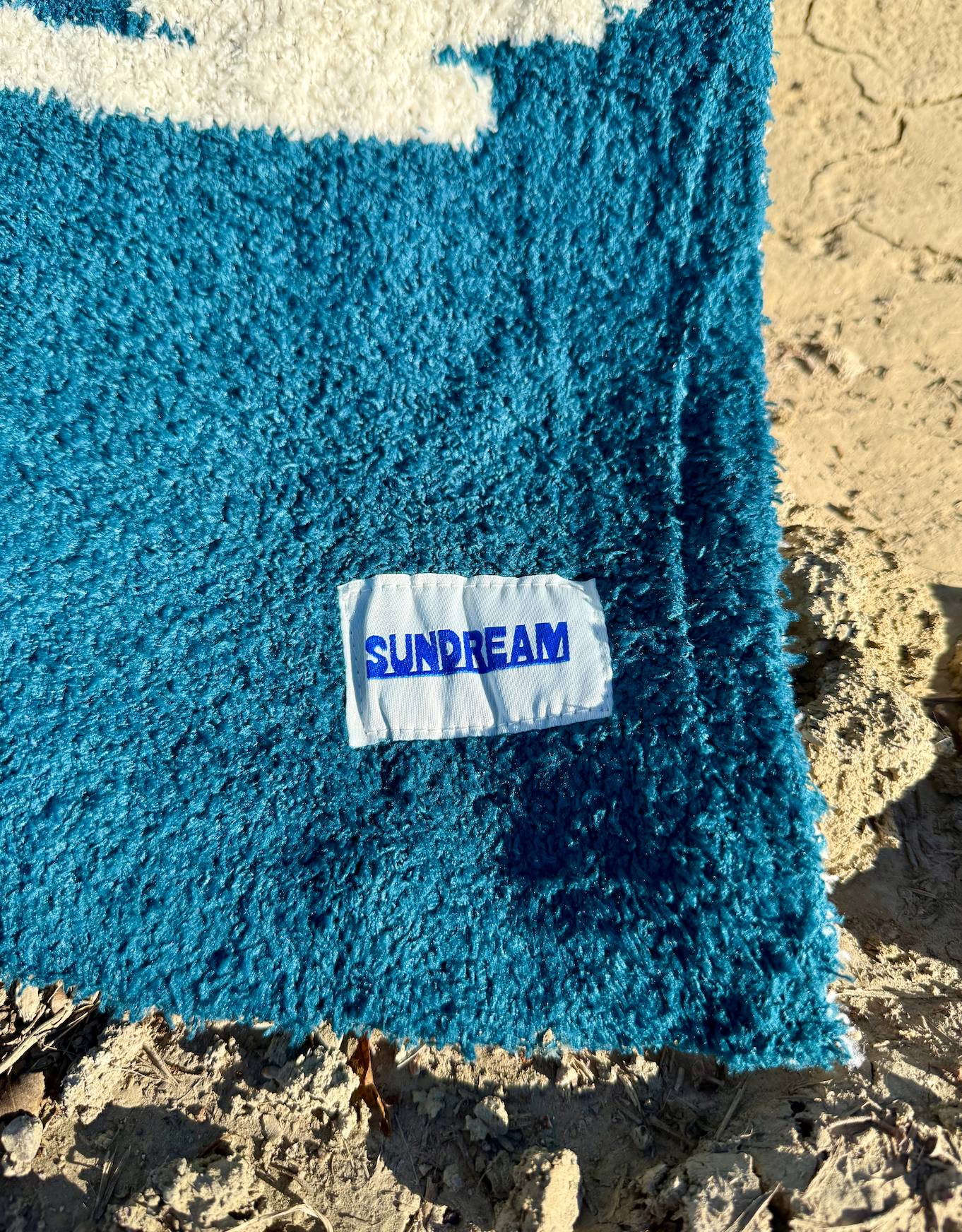 Drifter Plush Blanket - Mountain Blue