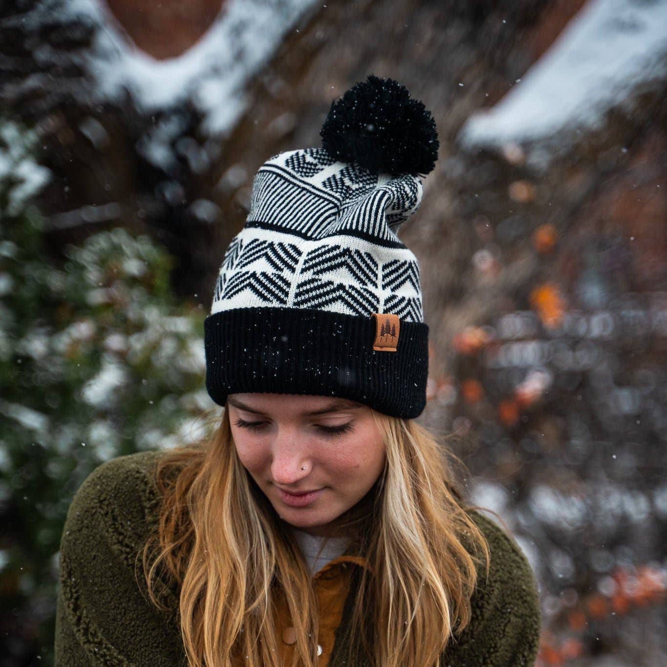 Geometric Pom Woman's - Dark Teal/Black