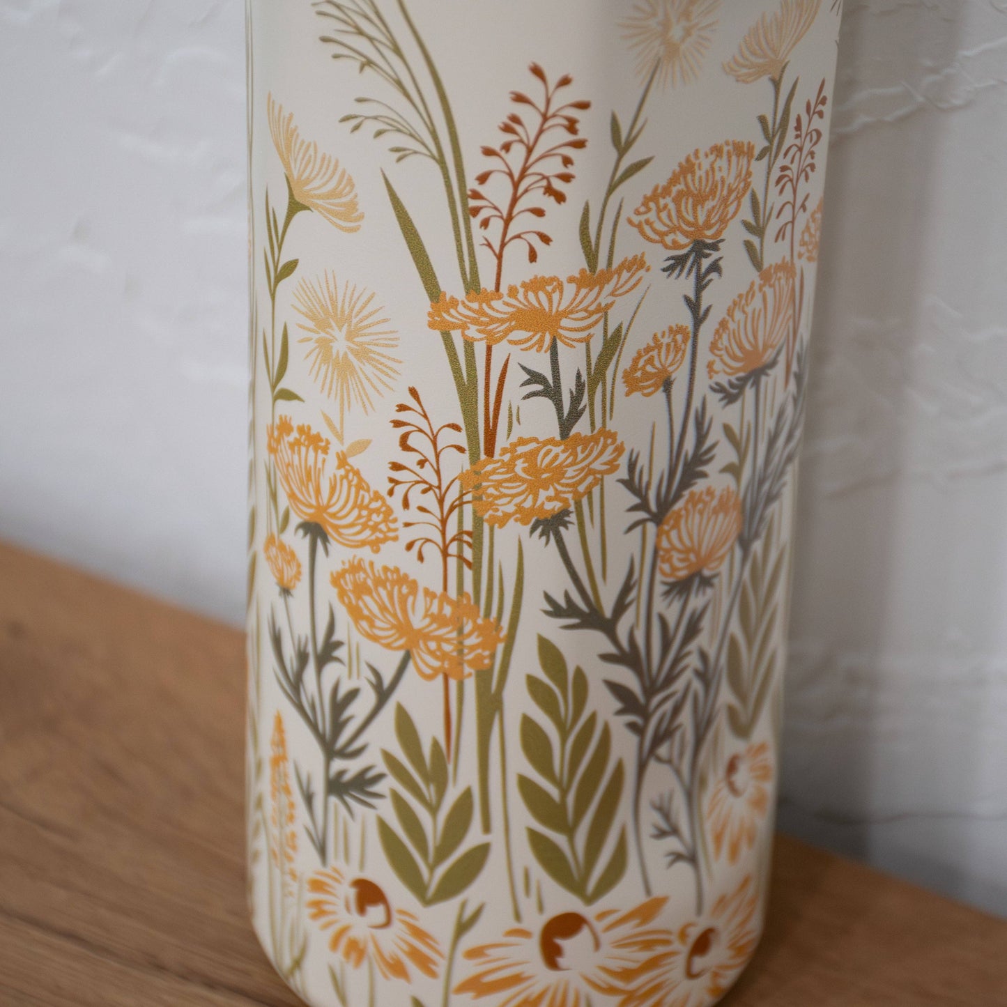 Wild Field  24oz Water Bottle - Cream