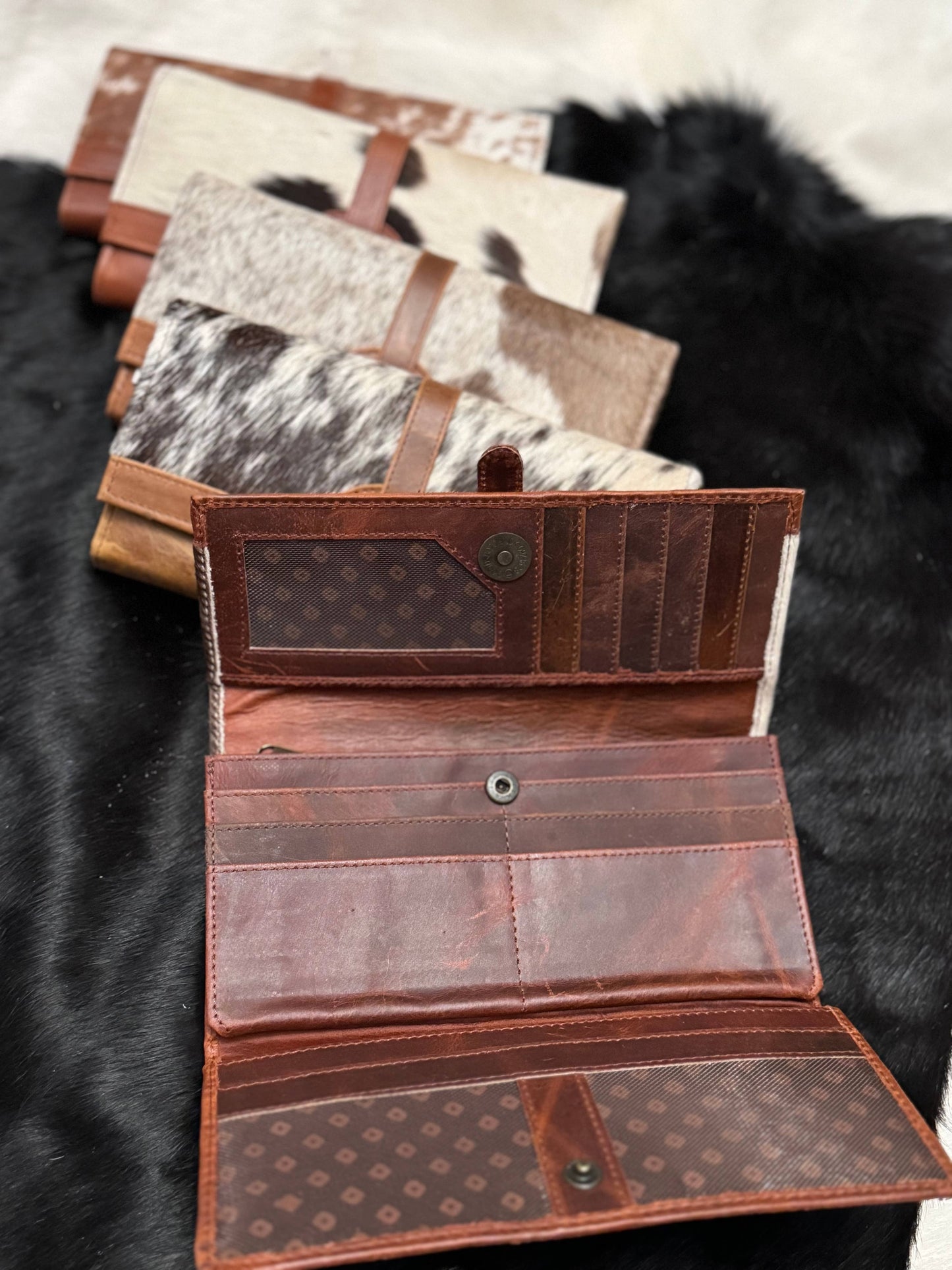 Prairie trifold cowhide wallet 