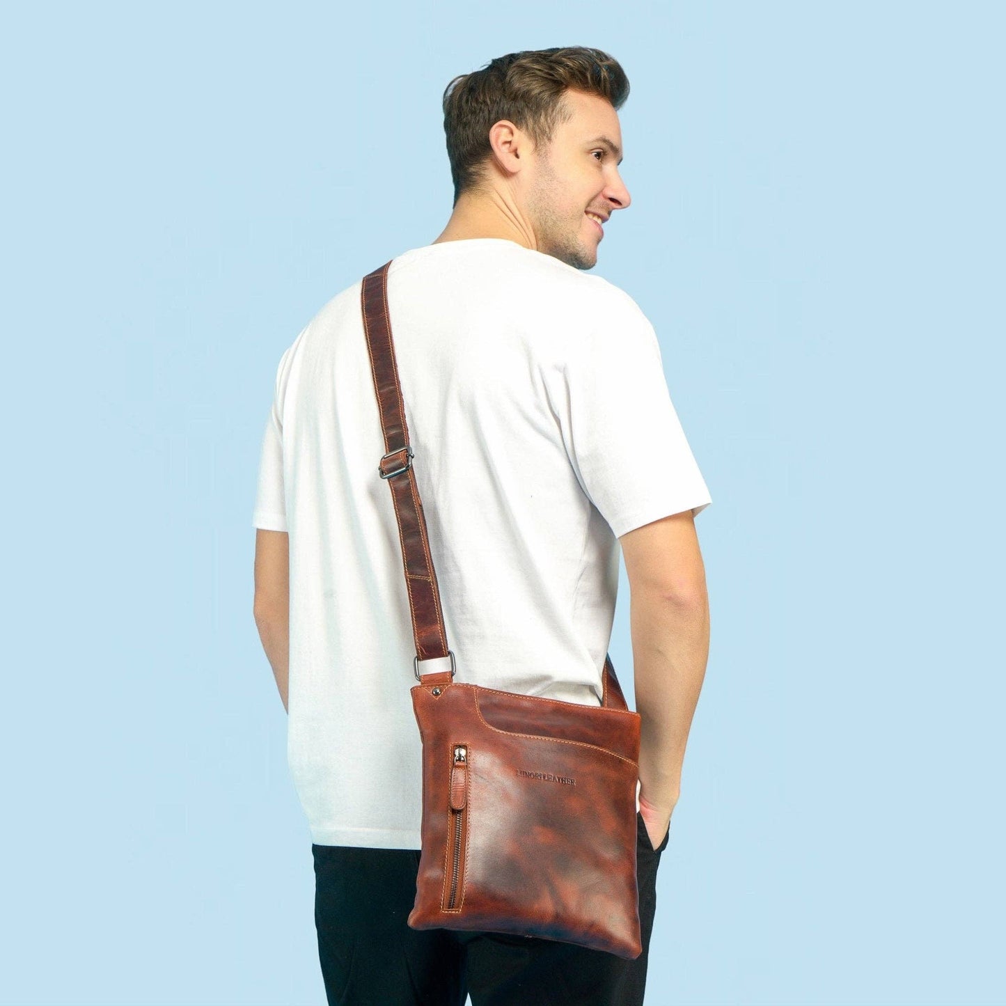 Carter Slim Leather Crossbody Bag in Chestnut