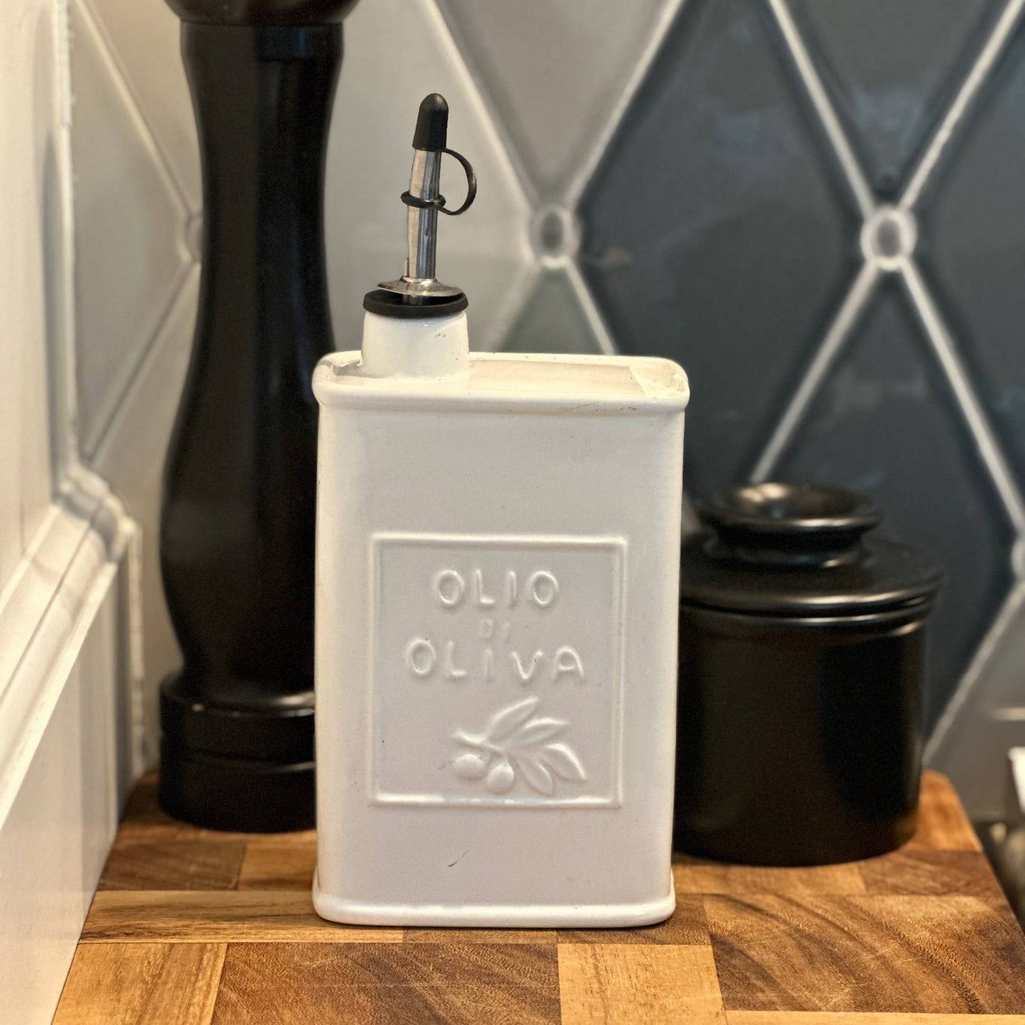 White Ceramic Oil Can, 17 oz