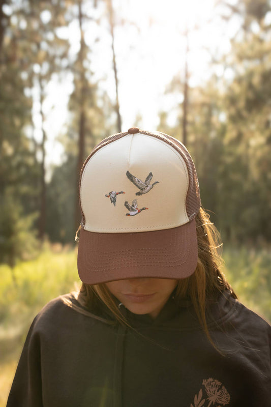Duck Embroidered Trucker - Brown