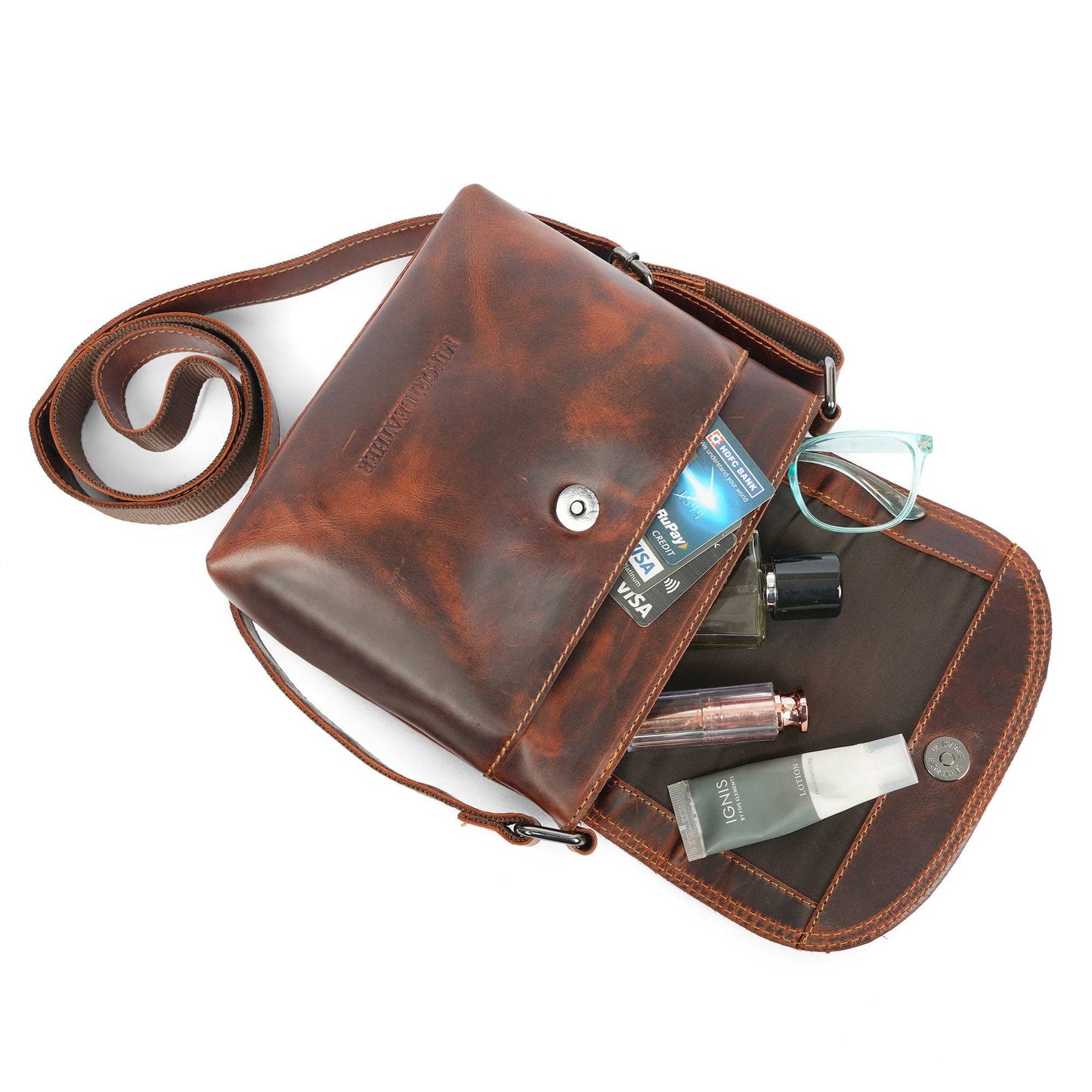 Metro Leather Crossbody Bag in Chestnut