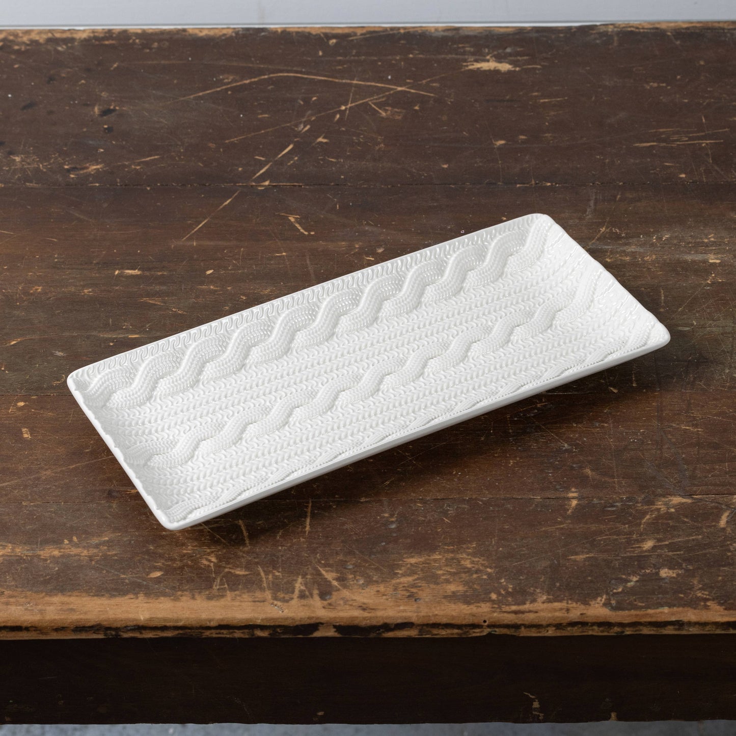 CREAM RIBBED PLATTER