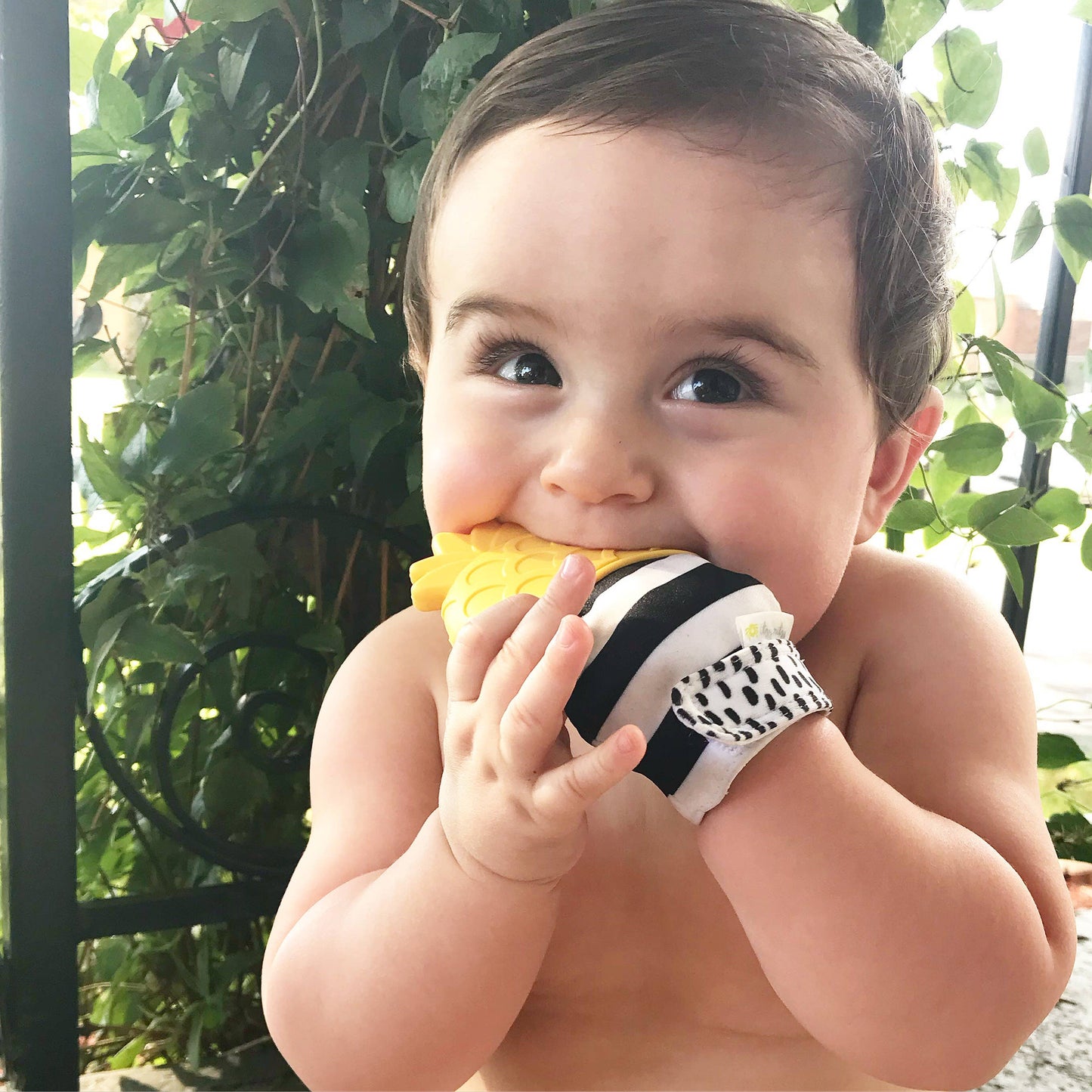 Itzy Silicone Teething